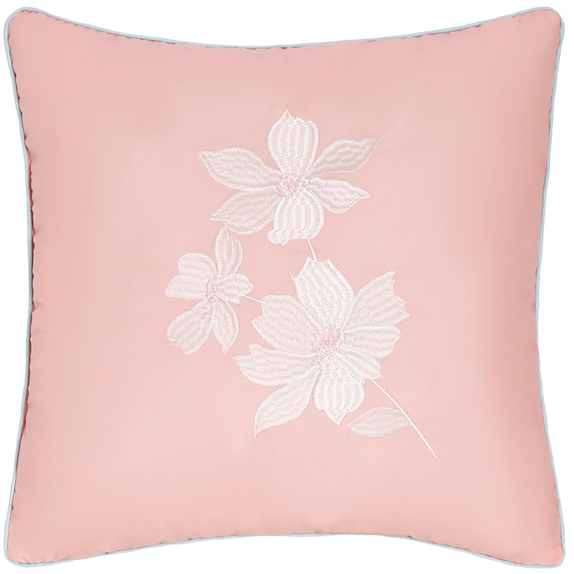 Garden_Patch_Accent_Pillow_Accent_Pillow_2138433_zm_c1ebda9e-8e8e-4a55-94c9-a9e20ab56710